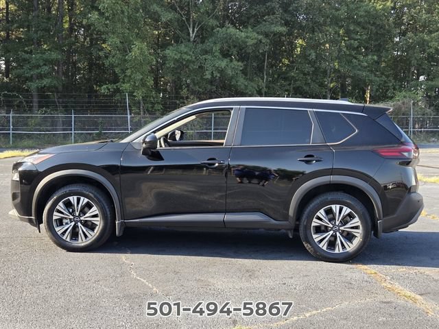 Used 2023 Nissan Rogue SV w/ SV Premium B Package FWD image 2
