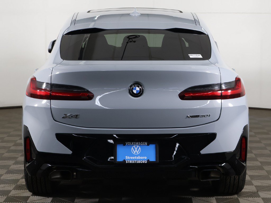 Used 2025 BMW X4 xDrive30i AWD/4WD image 15