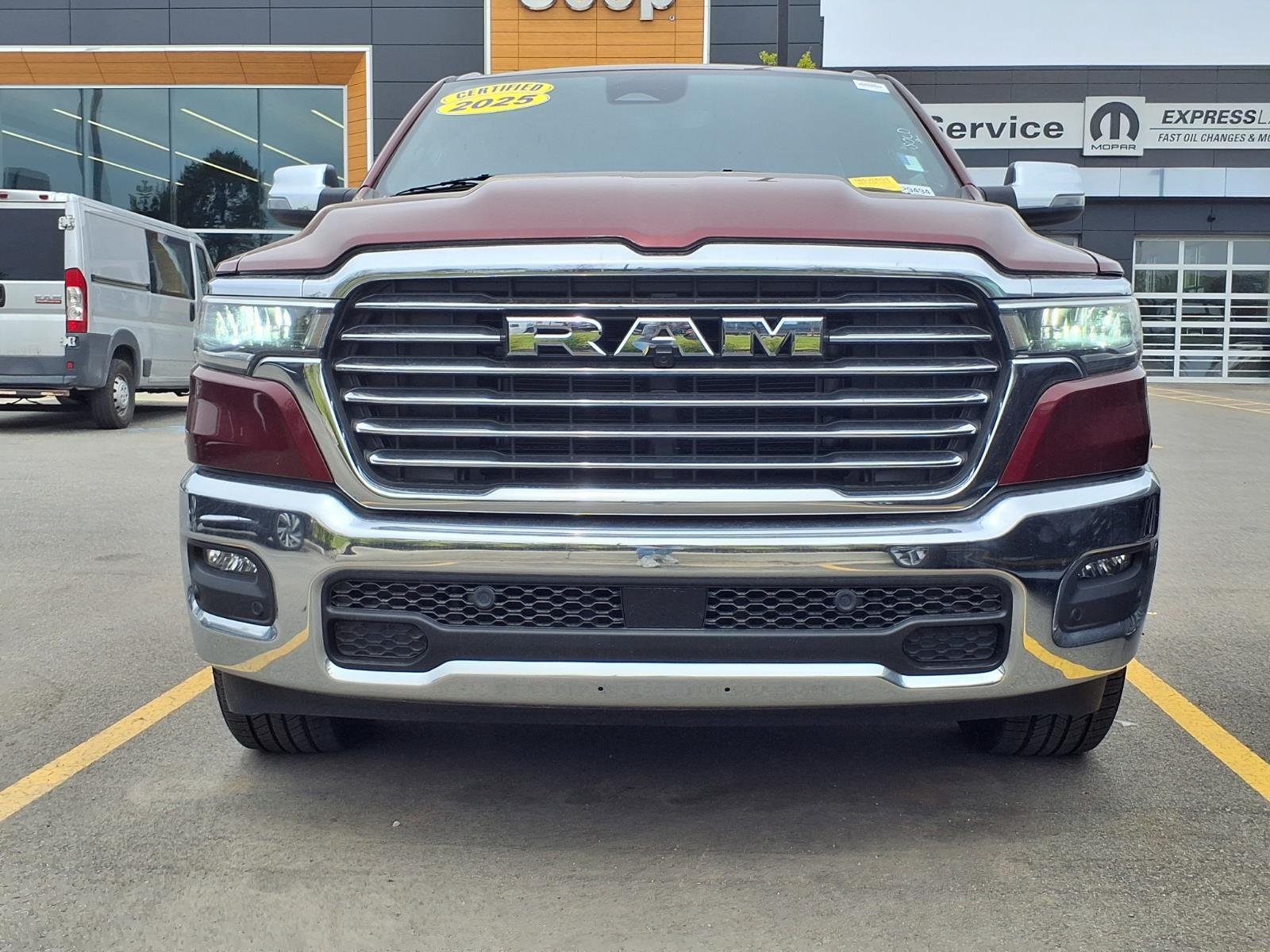 Used 2025 RAM 1500 Laramie AWD/4WD image 23