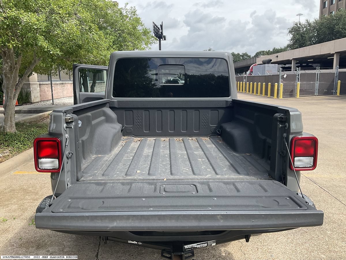 Used 2022 Jeep Gladiator Rubicon AWD/4WD image 10