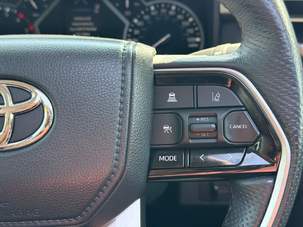 Used 2022 Toyota Tundra Limited AWD/4WD image 30