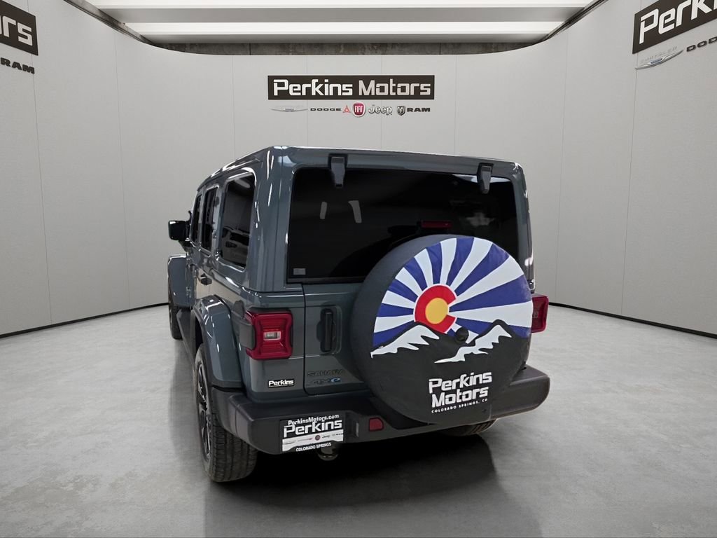 Certified 2025 Jeep Wrangler Unlimited Sahara image 4