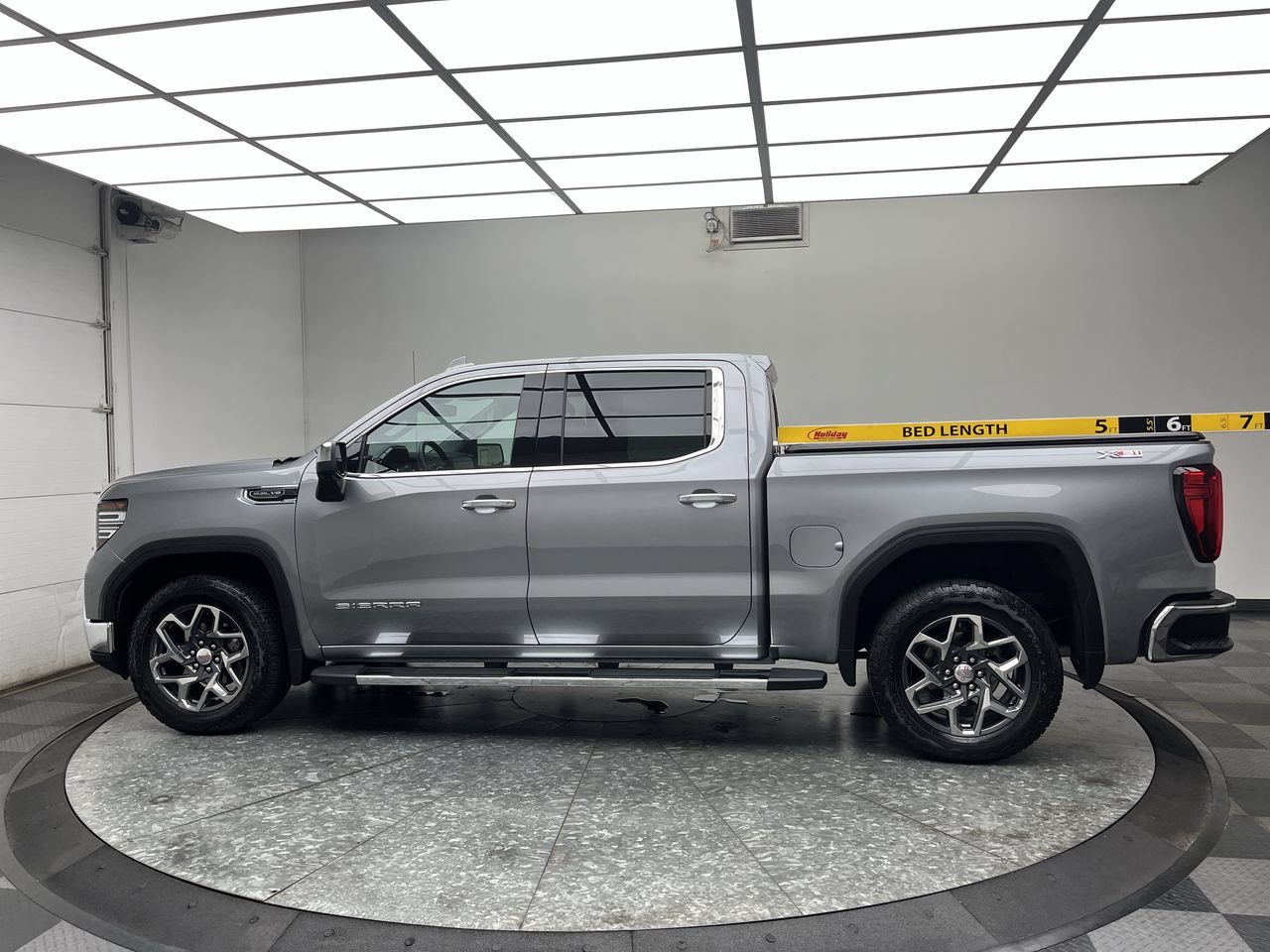 Certified 2025 GMC Sierra 1500 SLT w/ SLT Premium Plus Package AWD/4WD image 7