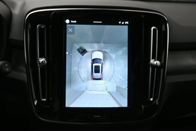 Used 2023 Volvo XC40 Recharge Plus AWD/4WD image 20