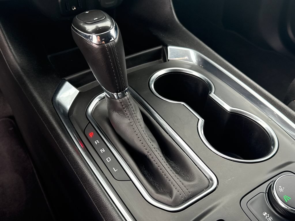 Certified 2020 Chevrolet Traverse LT FWD image 27