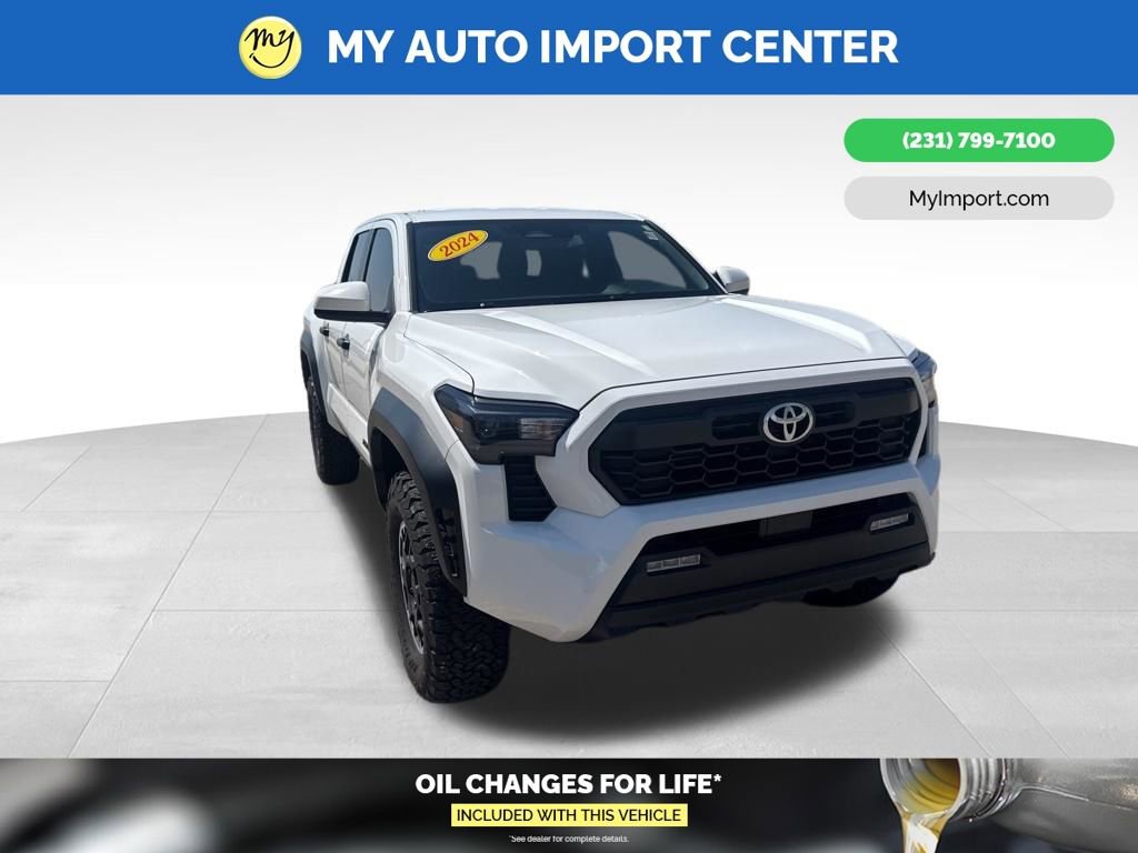Used 2024 Toyota Tacoma TRD Off-Road AWD/4WD image 1