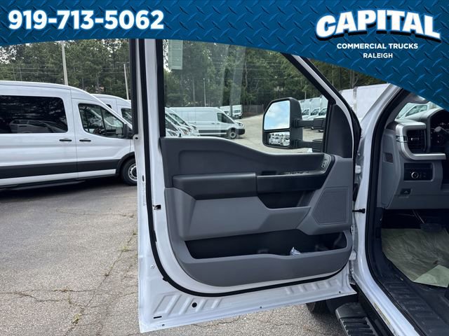 New 2025 Ford F550 4x4 Crew Cab Super Duty image 21