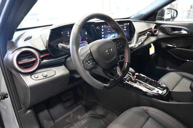 New 2026 Chevrolet Trax RS w/ Driver Confidence Package FWD image 20