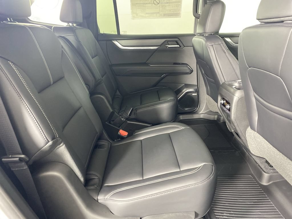 New 2026 GMC Acadia Elevation w/ Elevation Premium Package FWD image 28