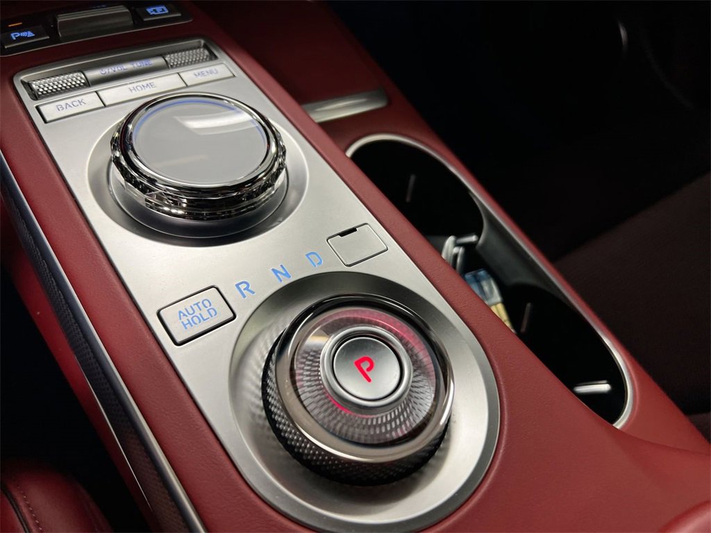 Used 2023 Genesis GV70 2.5T w/ Sport Prestige Package image 16