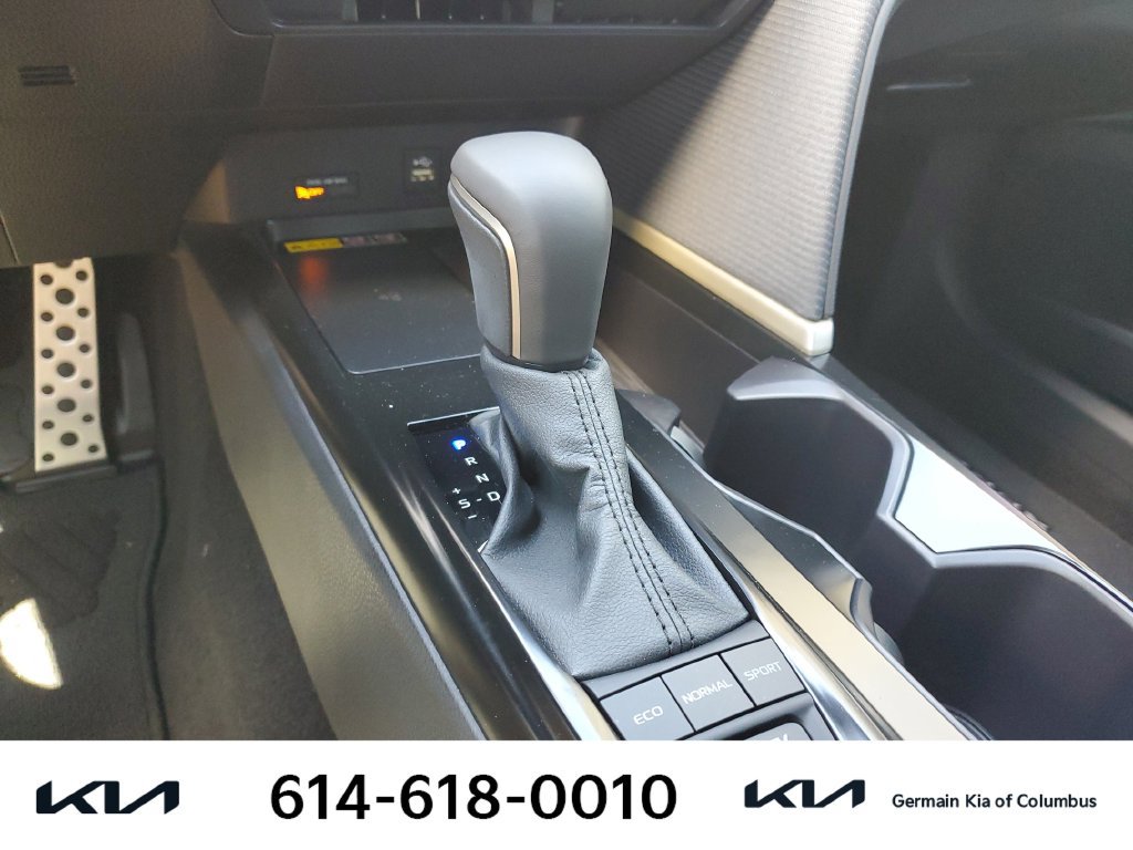 Used 2026 Toyota Camry SE w/ Convenience Package FWD image 25