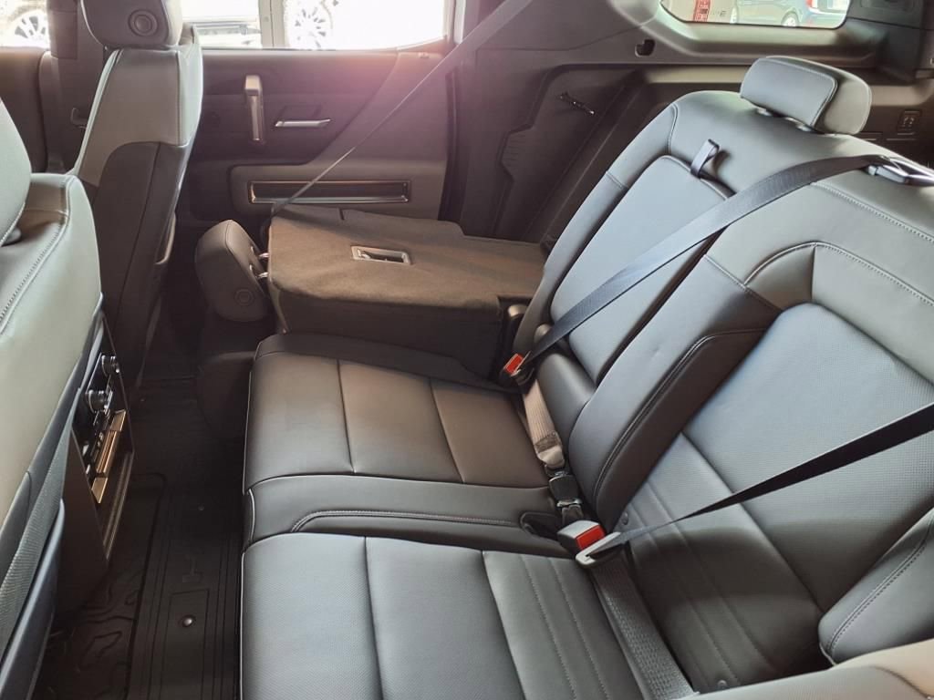 New 2025 GMC Hummer EV 3X w/ Extreme Off-Road Package image 9