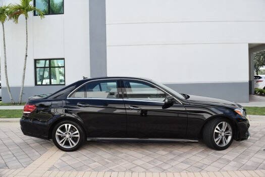 Used 2014 Mercedes-Benz E 250 BlueTEC Sedan image 7
