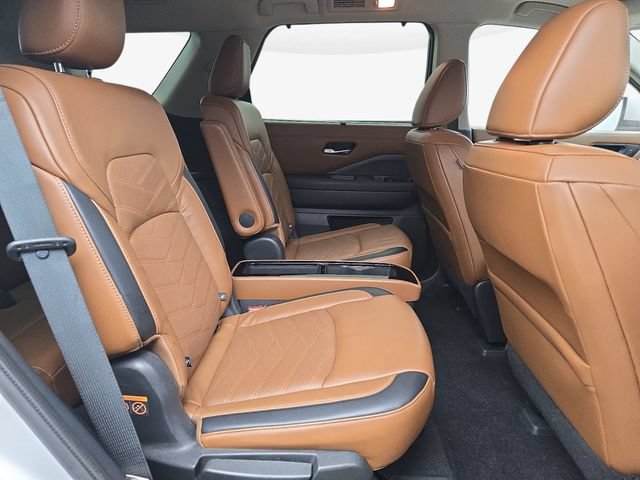 Used 2022 Nissan Pathfinder Platinum w/ Cargo Package FWD image 36