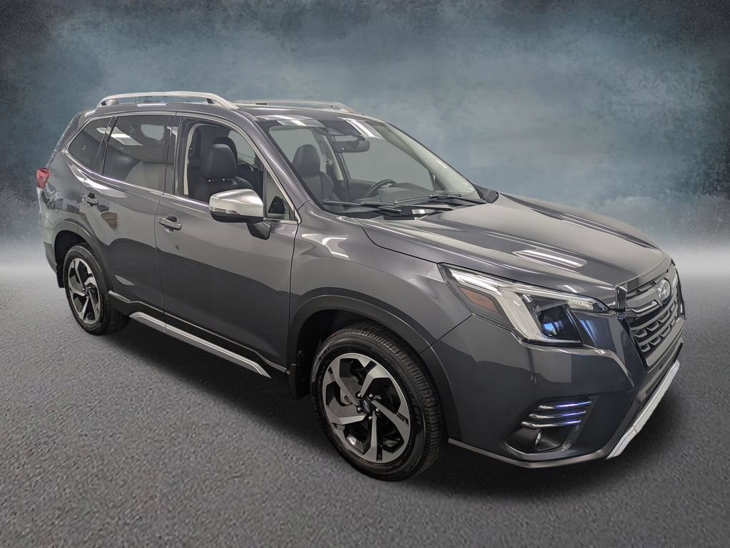 Used 2024 Subaru Forester Touring w/ POP Package 3 AWD/4WD image 3