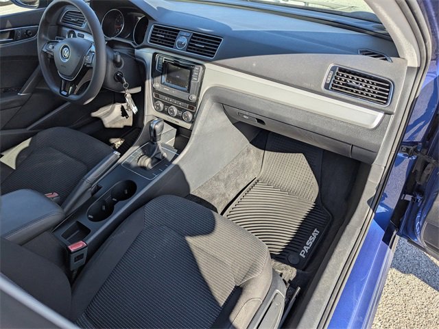 Used 2016 Volkswagen Passat 1.8T S image 33