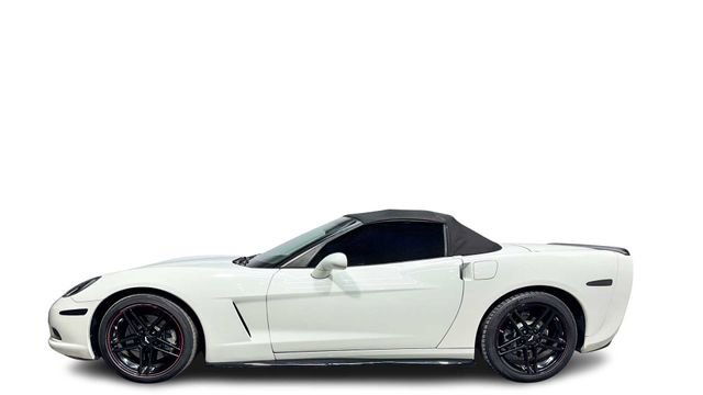 Used 2013 Chevrolet Corvette Convertible image 1