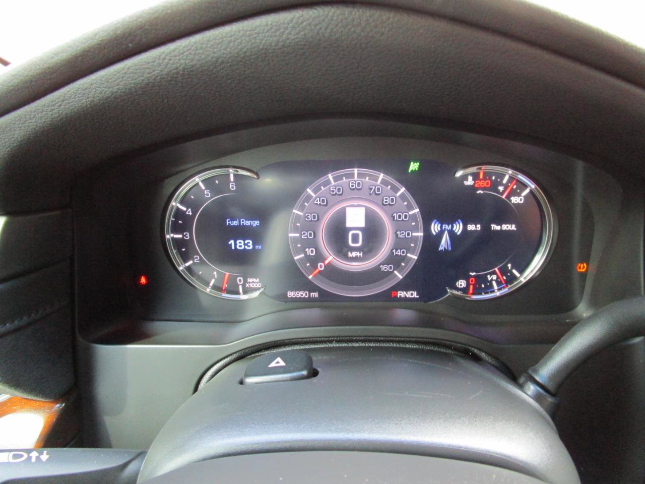 Used 2020 Cadillac Escalade Luxury RWD image 11