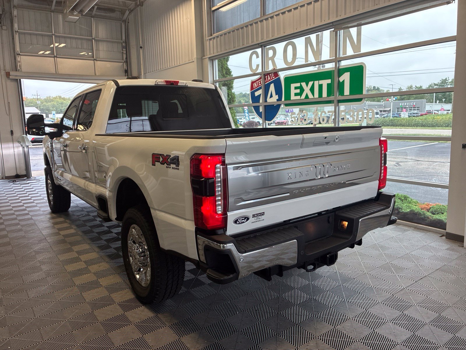 New 2027 Ford F250 4x4 Crew Cab Super Duty image 4