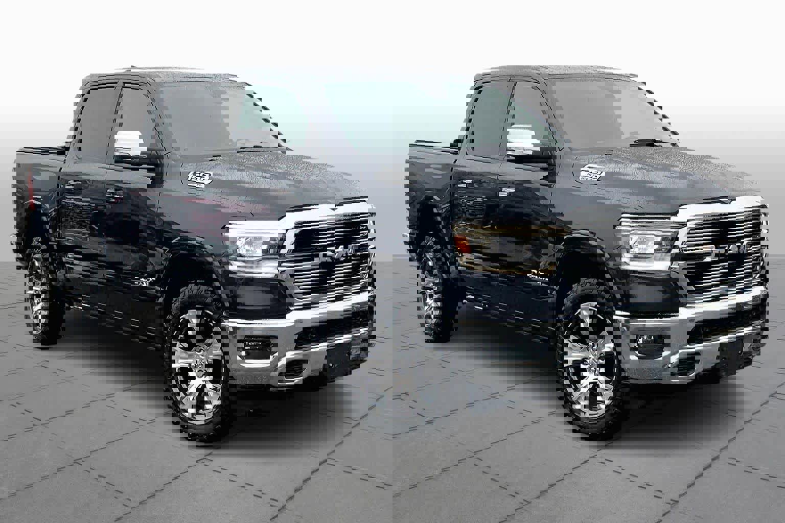 Used 2019 RAM 1500 Laramie image 2