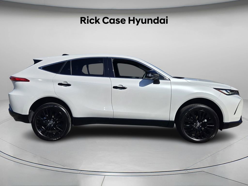 Used 2024 Toyota Venza Nightshade AWD/4WD image 4