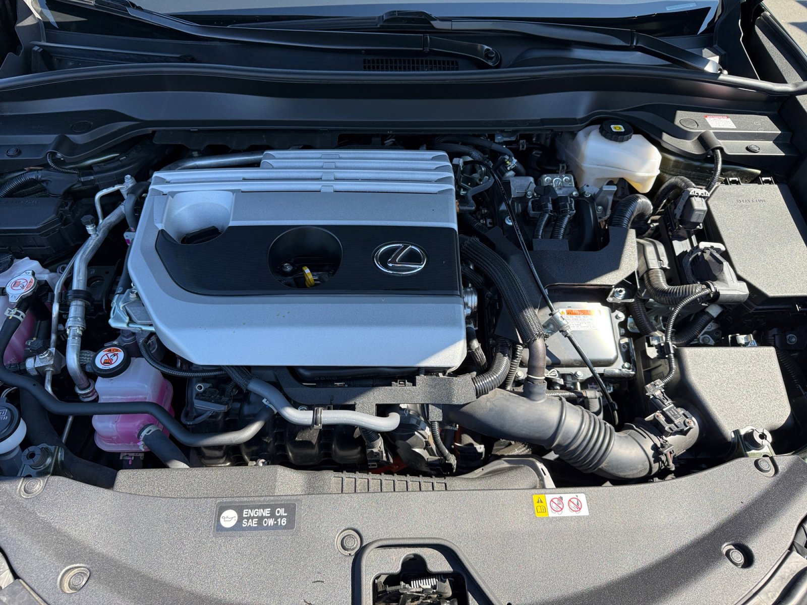 Used 2023 Lexus UX 250h FWD w/ Accessory Package (Z2) image 20