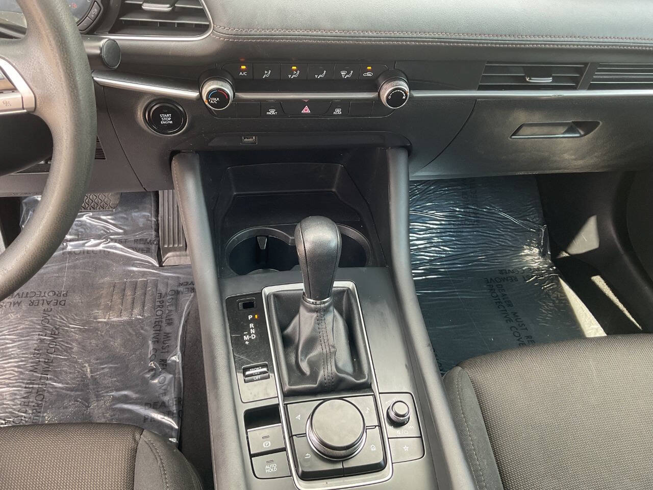 Used 2020 MAZDA MAZDA3 Sedan FWD image 25