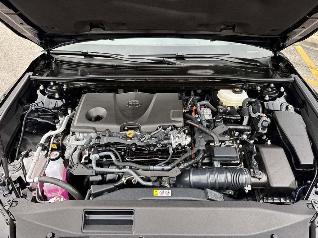 Used 2025 Toyota Camry XSE w/ Premium Package FWD image 3