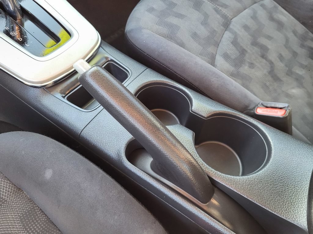 Used 2013 Nissan Sentra SV FWD image 14