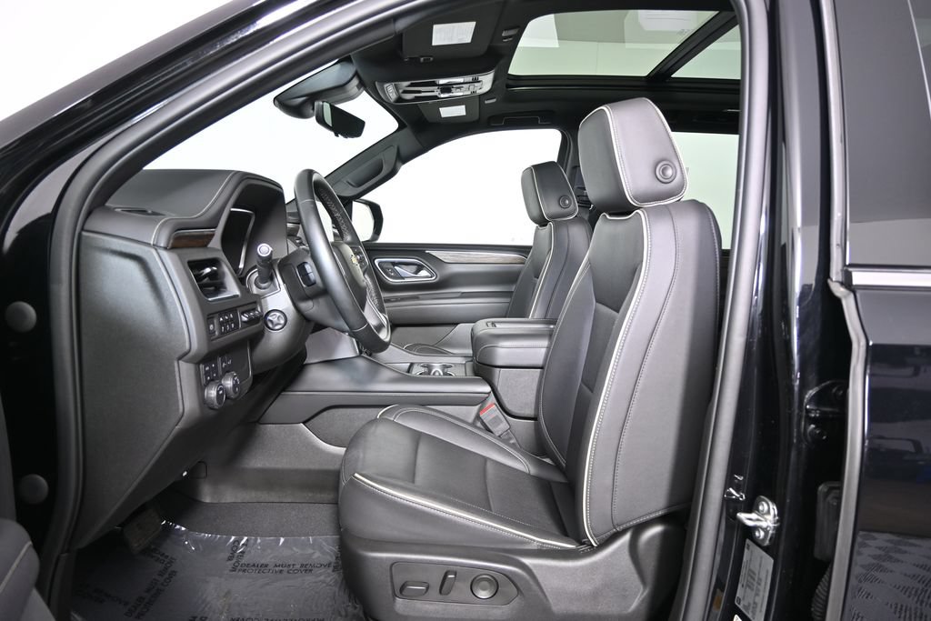 Used 2023 Chevrolet Tahoe Premier w/ Premium Package 2 AWD/4WD image 21