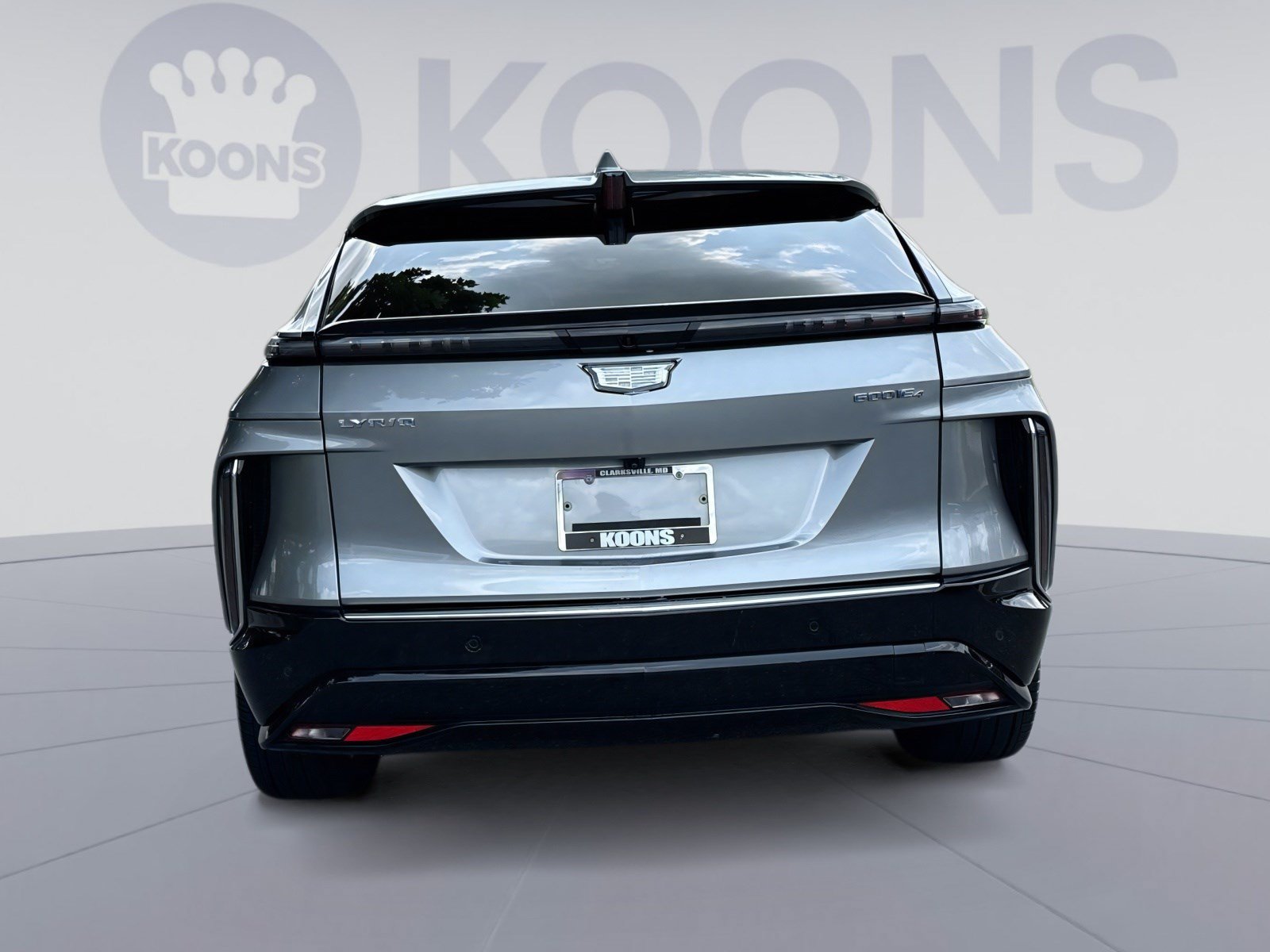 Used 2024 Cadillac Lyriq Luxury AWD/4WD image 5