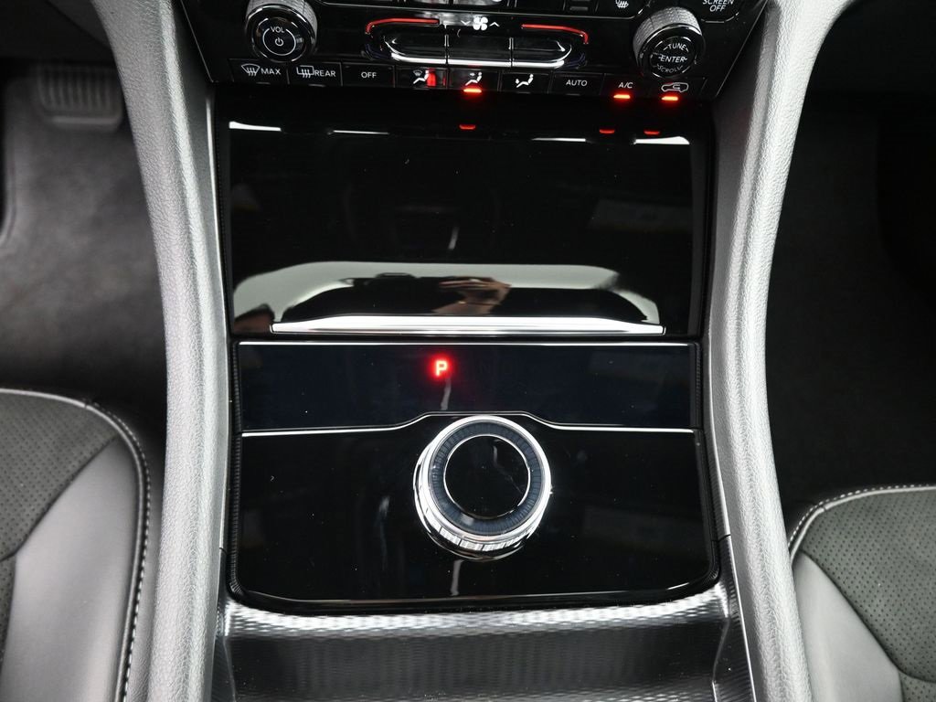 New 2025 Jeep Grand Cherokee L Altitude image 3