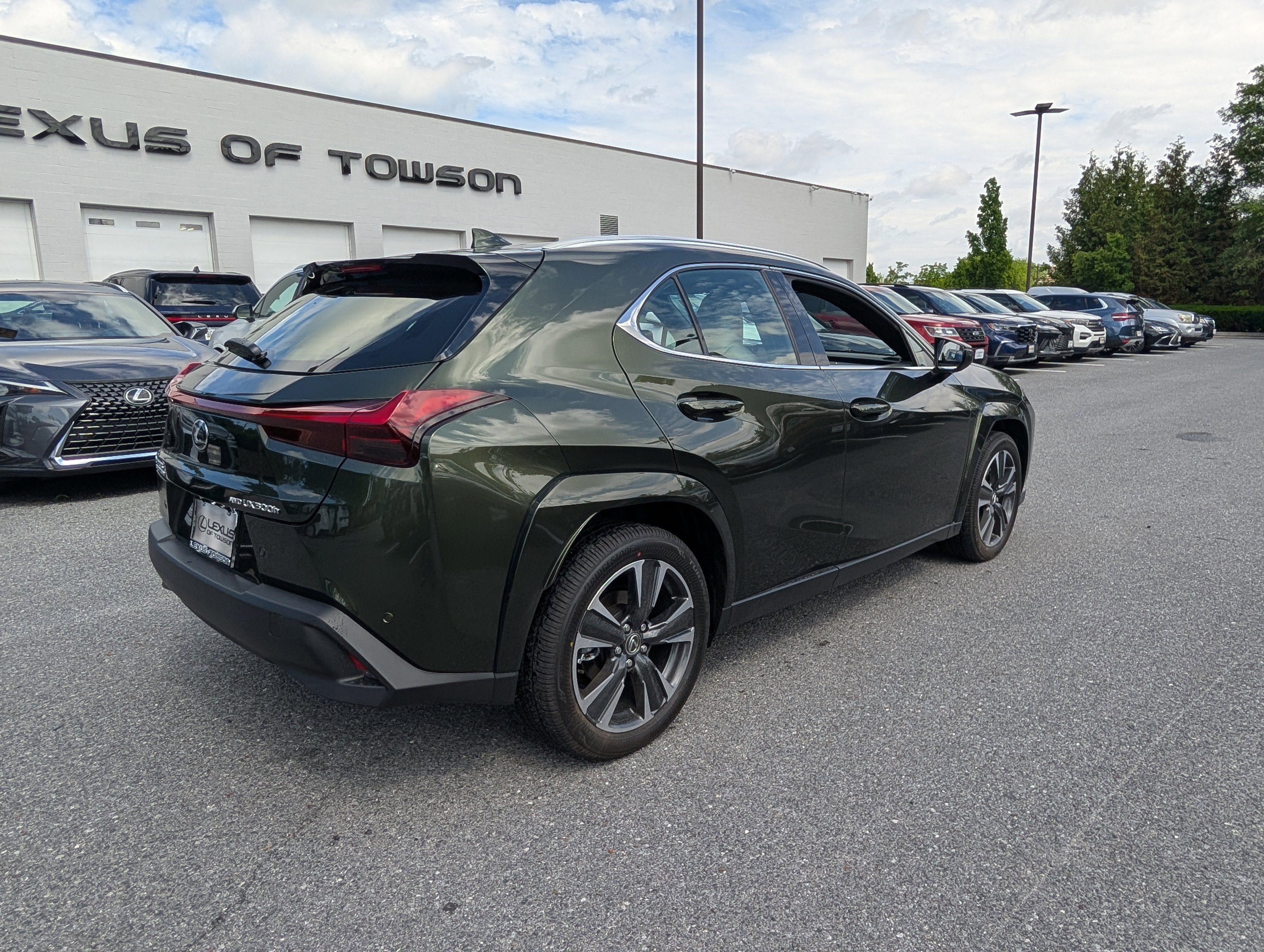 Used 2026 Lexus UX 300h AWD image 3