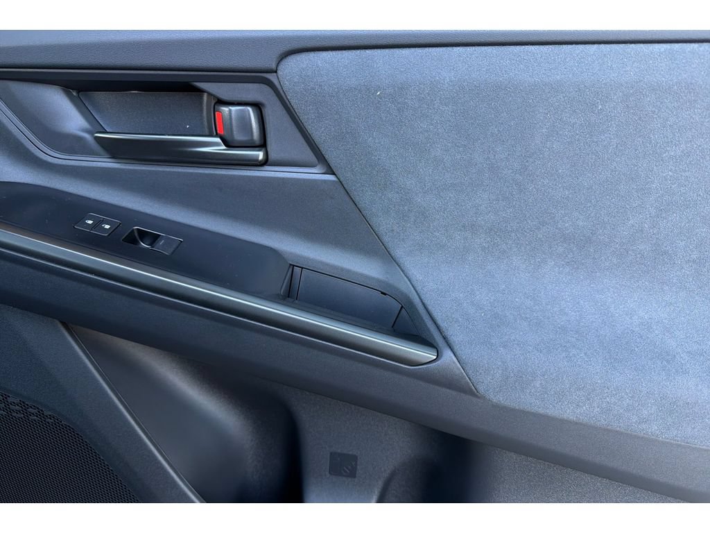 New 2026 Toyota C-HR AWD/4WD image 19