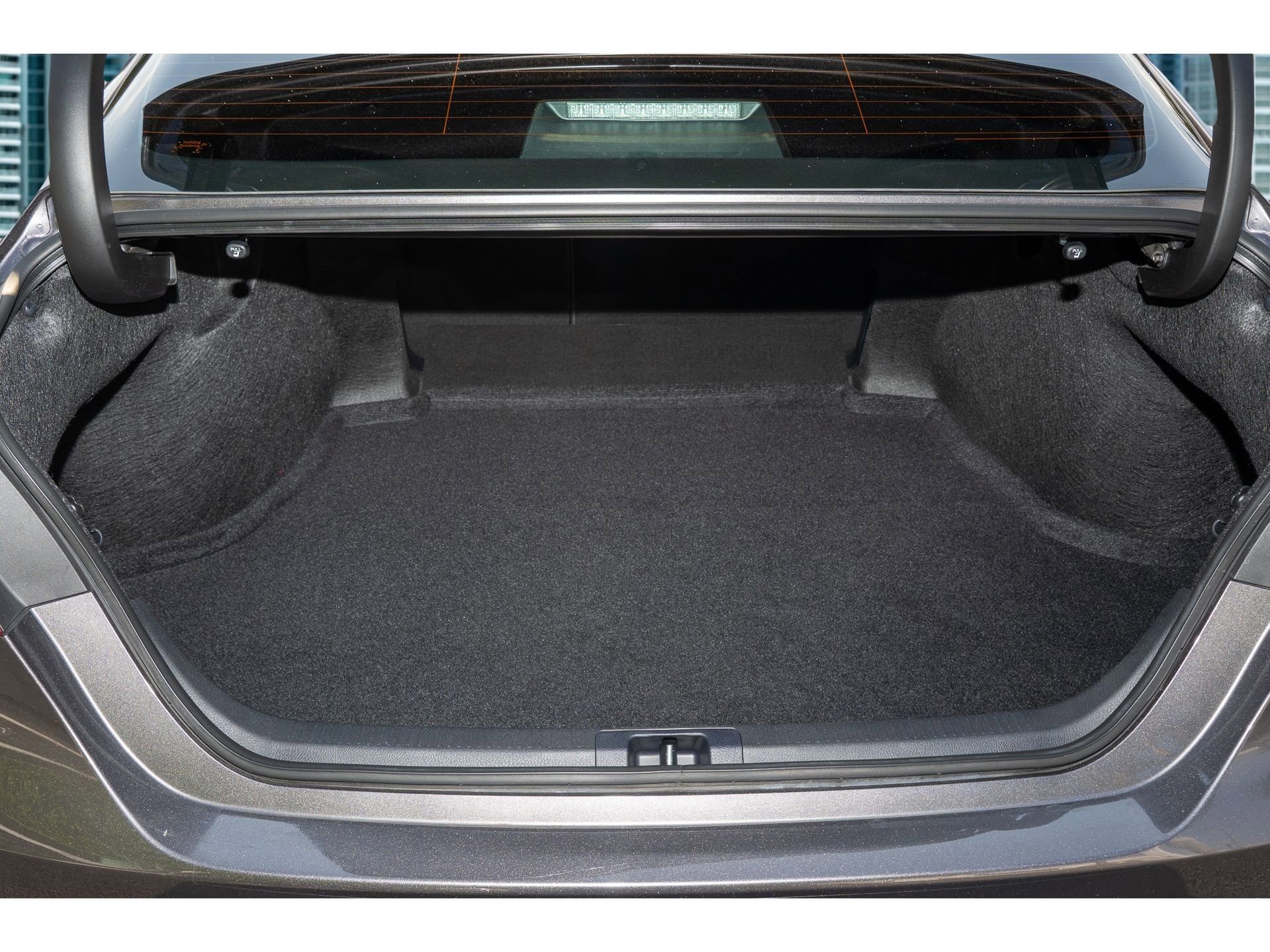 Used 2024 Toyota Camry SE w/ Convenience Package image 9