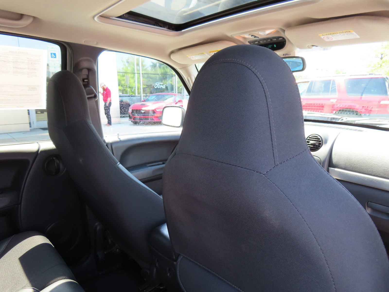 Used 2003 Jeep Liberty Renegade AWD/4WD image 32