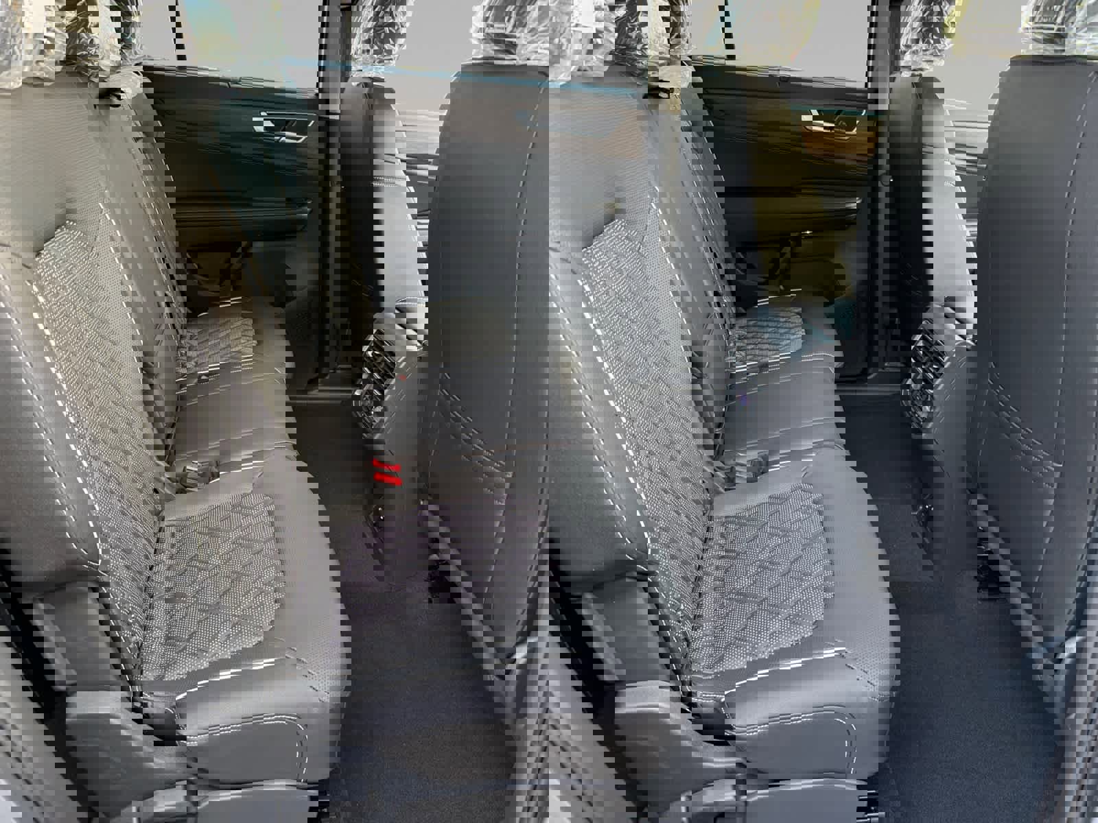 New 2026 Volkswagen Atlas SEL Premium R-Line image 13