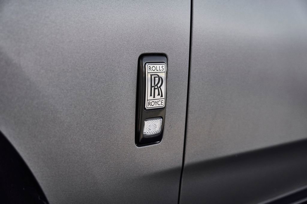 Used 2020 Rolls-Royce Cullinan AWD/4WD image 11