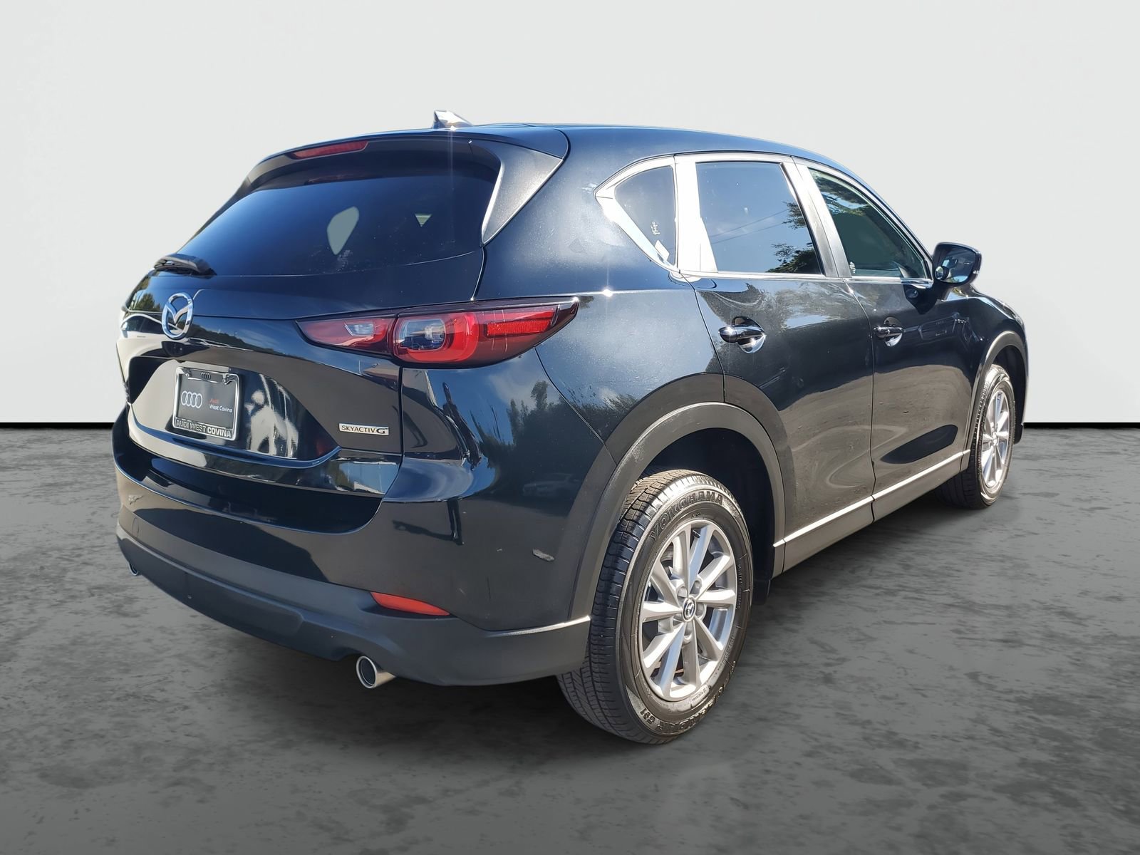 Used 2023 MAZDA CX-5 AWD 2.5 S w/ Preferred Package image 4