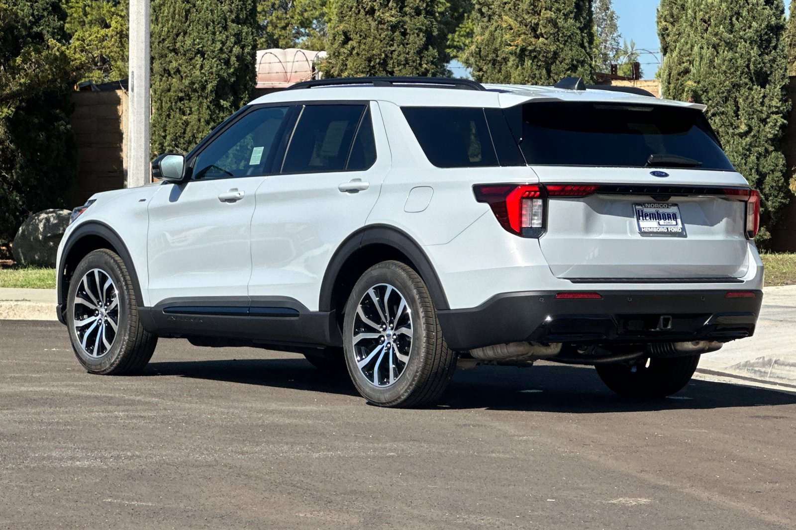 New 2026 Ford Explorer ST-Line RWD image 6
