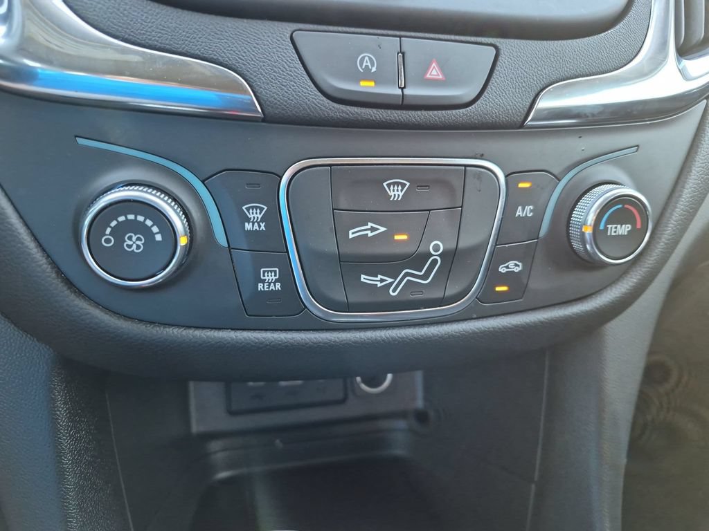 Used 2024 Chevrolet Equinox LT FWD image 18