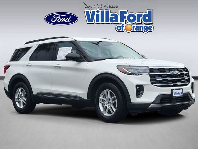 Used 2025 Ford Explorer Active w/ Active Comfort Package RWD image 1
