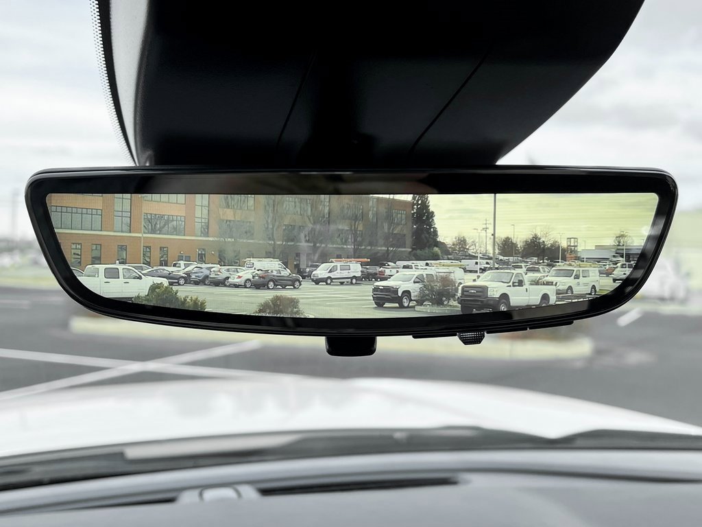 Used 2025 GMC Sierra 1500 AT4 w/ AT4 Premium Package image 8