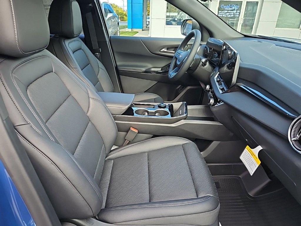 New 2026 Chevrolet Equinox LT w/ Convenience Package II image 24