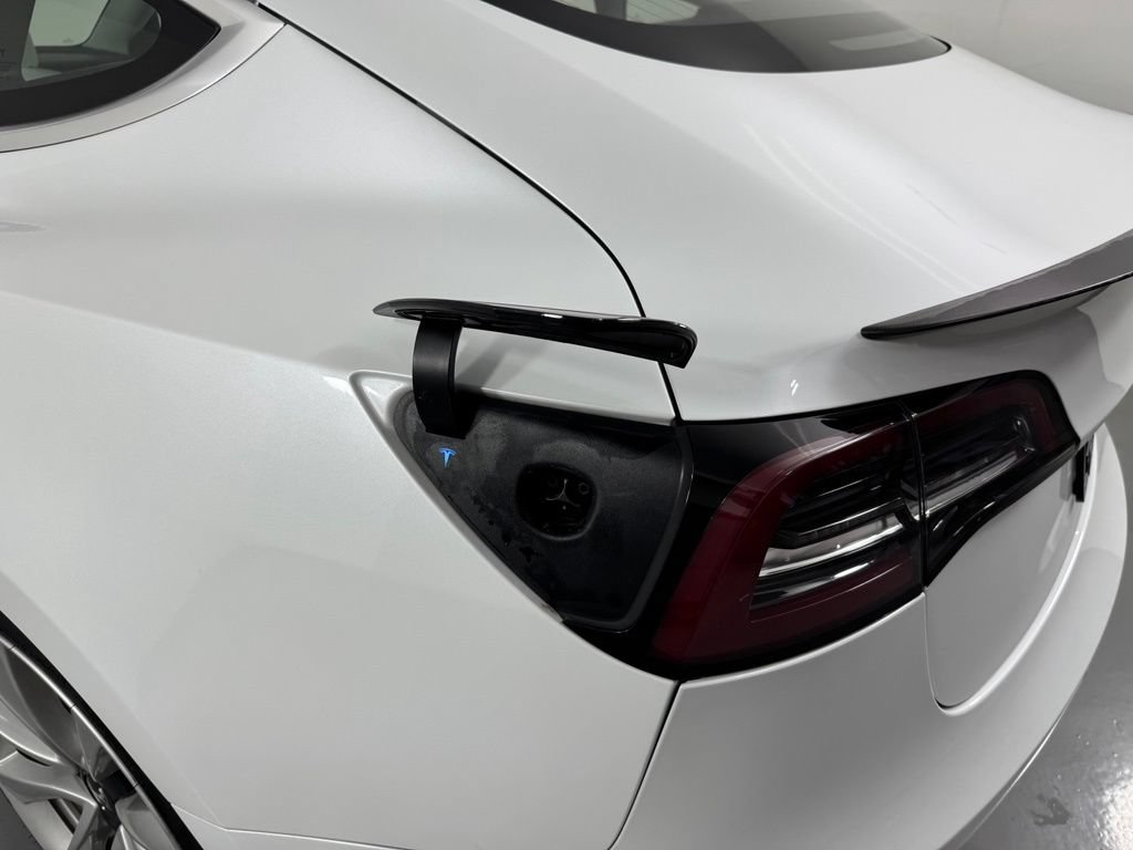 Used 2018 Tesla Model 3 Long Range AWD/4WD image 10