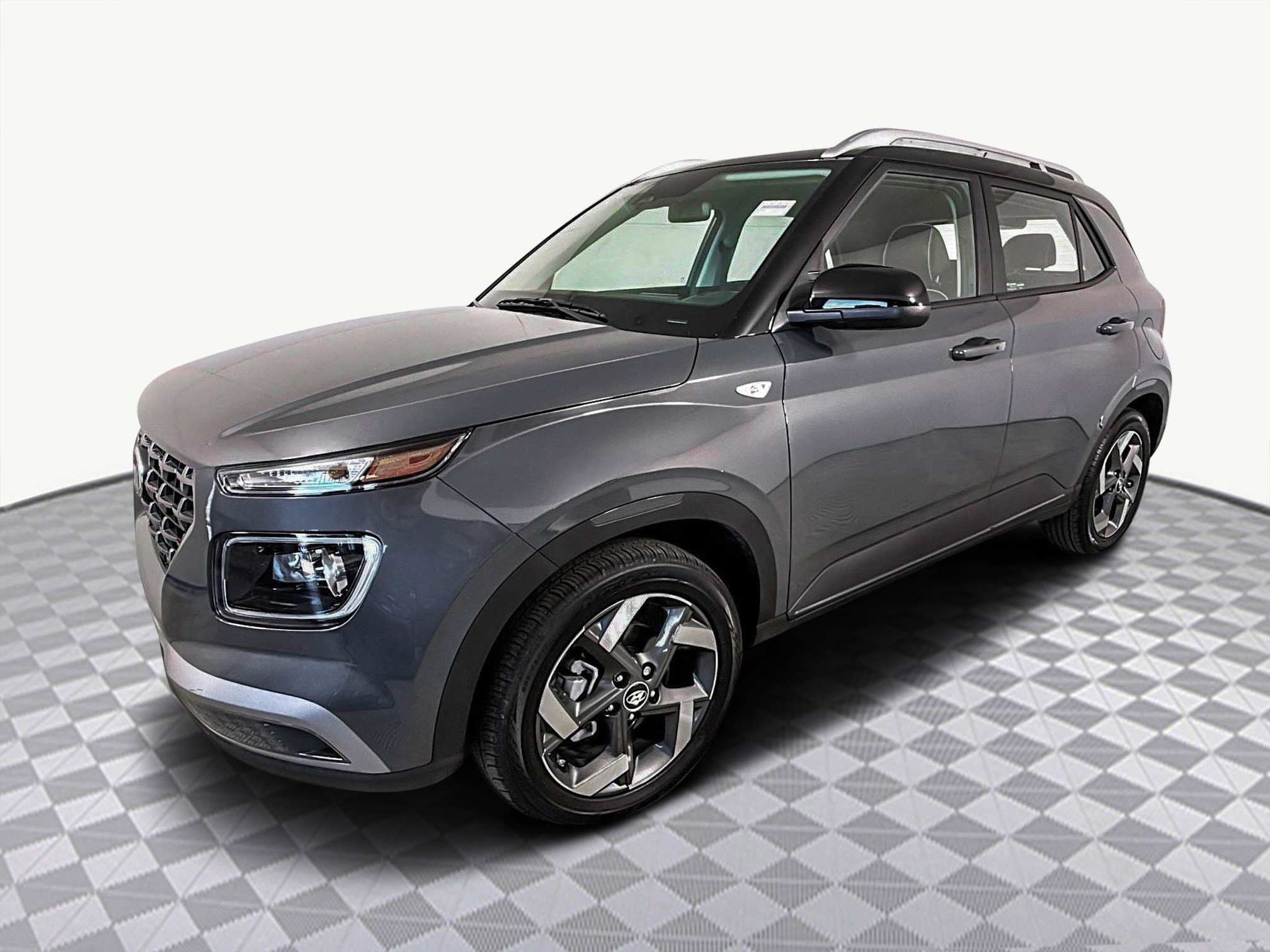 Used 2024 Hyundai Venue Limited image 4