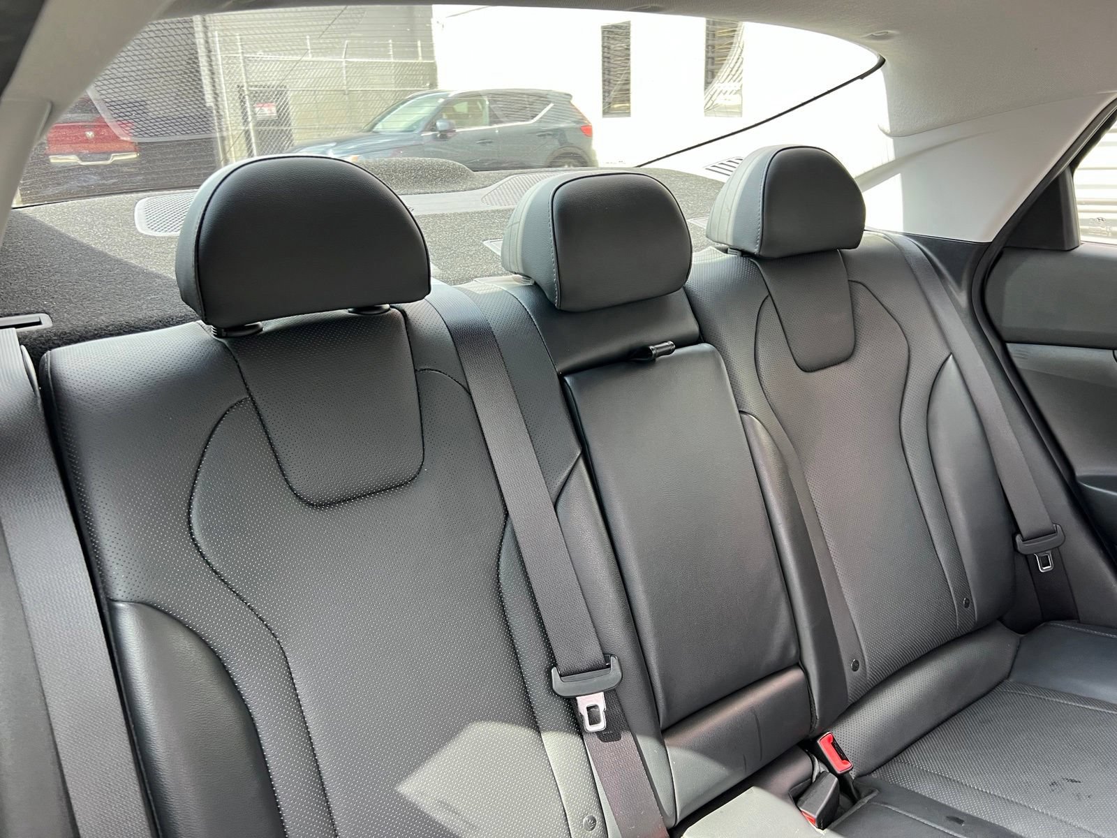 Used 2023 Hyundai Elantra Limited FWD image 56