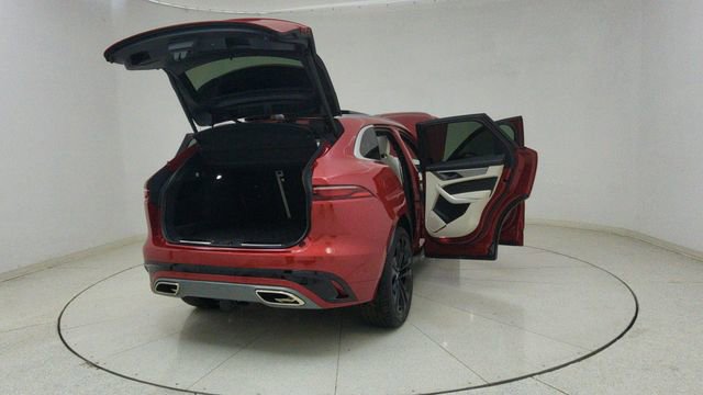 Used 2025 Jaguar F-PACE R-Dynamic S image 73