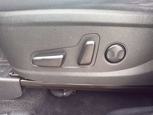 Used 2023 Hyundai Santa Fe SEL image 15