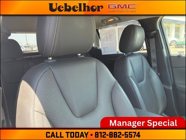 Used 2022 Buick Encore GX Essence w/ Experience Buick Package AWD/4WD image 4